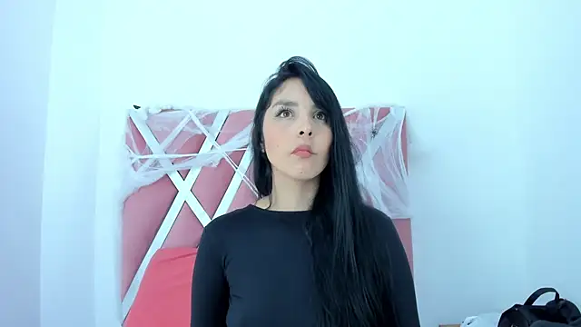  miaquevedo  online show from October 2025 12:17:02 PM