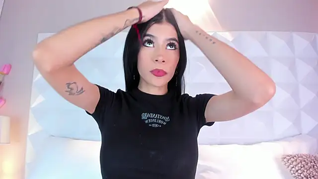 CaitlynCouper online show from December 2024 05:08:02 PM