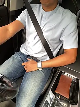 Snapshot of YoBody755 chatting on October 2025 10:18:01 AM YoBody755 online show from October 2025 10:18:01 AM