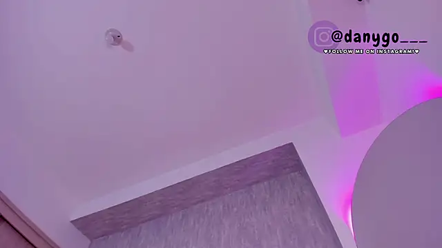 Snapshot of ZarianaEvanz chatting on March 2025 09:37:01 PM ZarianaEvanz online show from March 2025 09:37:01 PM