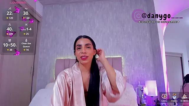 Snapshot of ZarianaEvanz chatting on March 2025 01:30:02 AM ZarianaEvanz online show from March 2025 01:30:02 AM