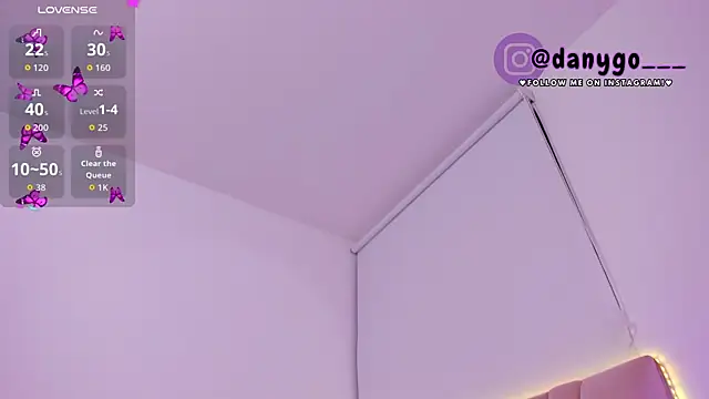 Snapshot of ZarianaEvanz chatting on September 2025 11:04:02 PM ZarianaEvanz online show from September 2025 11:04:02 PM