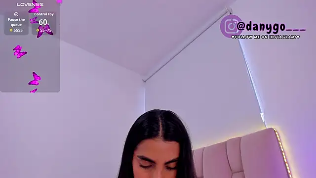 Snapshot of ZarianaEvanz chatting on September 2025 09:18:01 PM ZarianaEvanz online show from September 2025 09:18:01 PM