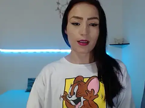 Snapshot of Sara-Guzman1 chatting on February 2025 08:48:01 AM Sara-Guzman1 online show from February 2025 08:48:01 AM