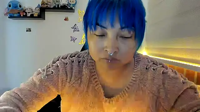 Snapshot of Shaddycute_ chatting on November 2025 04:40:02 PM Shaddycute online show from November 2025 04:40:02 PM