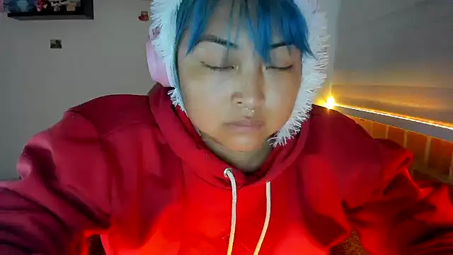 Snapshot of Shaddycute_ chatting on December 2025 10:53:01 AM Shaddycute online show from December 2025 10:53:01 AM