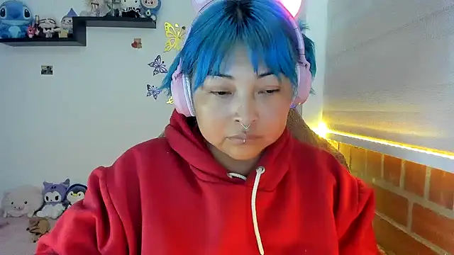 Snapshot of Shaddycute_ chatting on December 2025 03:27:02 PM Shaddycute online show from December 2025 03:27:02 PM