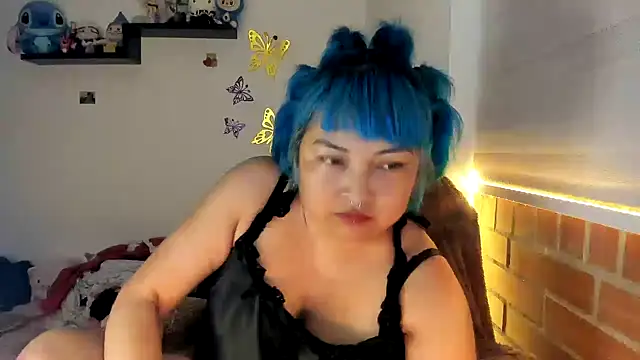 Snapshot of Shaddycute_ chatting on December 2025 12:51:01 AM Shaddycute online show from December 2025 12:51:01 AM