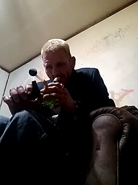 Snapshot of gettinit2wice chatting on December 2024 12:36:01 PM gettinit2wice online show from December 2024 12:36:01 PM