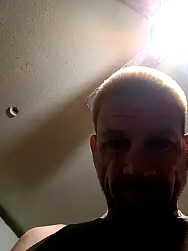 Snapshot of gettinit2wice chatting on January 2025 08:35:02 AM gettinit2wice online show from January 2025 08:35:02 AM