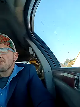 Snapshot of gettinit2wice chatting on January 2025 03:24:01 PM gettinit2wice online show from January 2025 03:24:01 PM