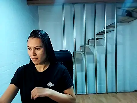 Jessie Desire online show from February 2025 03:01:02 AM