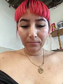 Snapshot of florecita9 chatting on April 2026 04:54:01 PM florecita9 online show from April 2026 04:54:01 PM