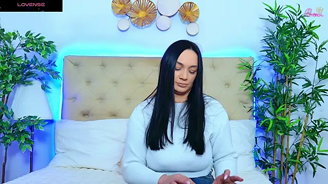 DaliyaArabian online show from April 2026 12:03:02 PM