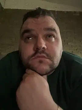 Mikey-HH online show from November 2025 10:26:01 AM