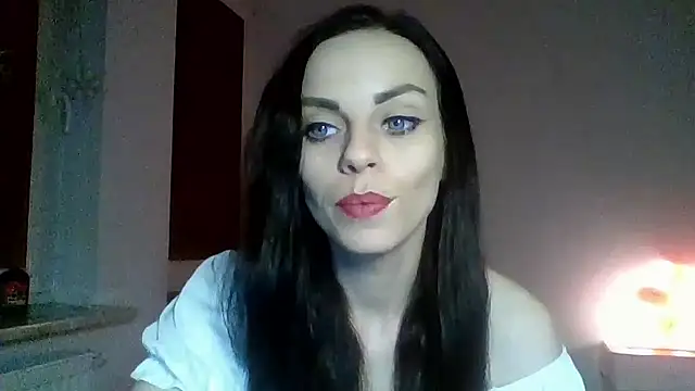 Snapshot of CassieSensual chatting on December 2024 07:10:01 PM CassieSensual online show from December 2024 07:10:01 PM