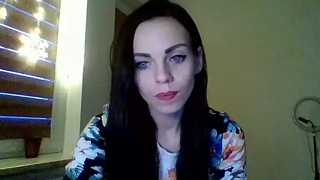 Snapshot of CassieSensual chatting on December 2024 06:27:01 AM CassieSensual online show from December 2024 06:27:01 AM