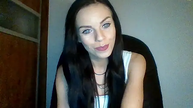 Snapshot of CassieSensual chatting on February 2025 07:16:02 PM CassieSensual online show from February 2025 07:16:02 PM