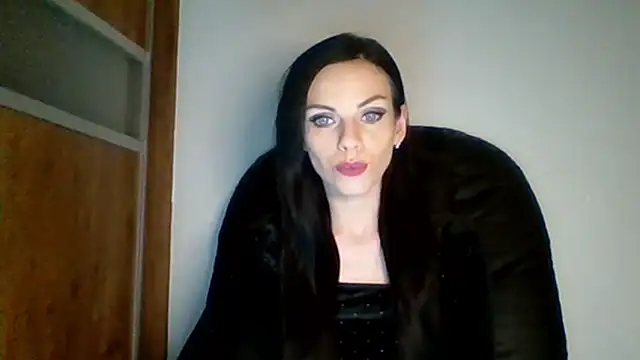 Snapshot of CassieSensual chatting on February 2025 07:10:01 PM CassieSensual online show from February 2025 07:10:01 PM