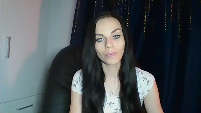 Snapshot of CassieSensual chatting on October 2025 06:18:02 PM CassieSensual online show from October 2025 06:18:02 PM