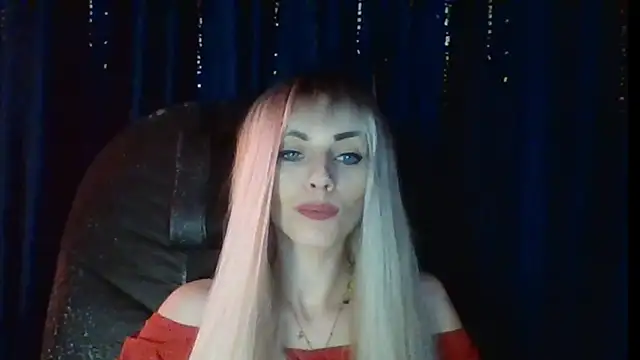 Snapshot of CassieSensual chatting on November 2025 07:40:02 PM CassieSensual online show from November 2025 07:40:02 PM