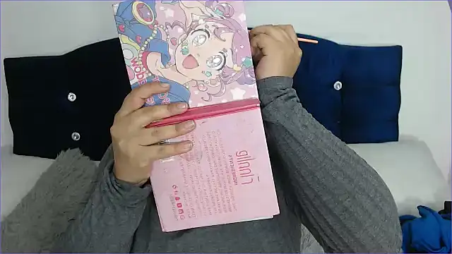 Snapshot of paytonbailey chatting on January 2025 01:46:01 PM paytonbailey online show from January 2025 01:46:01 PM