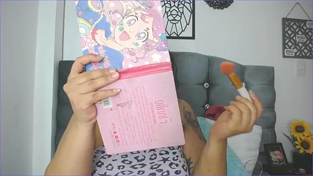 Snapshot of paytonbailey chatting on February 2025 12:59:01 PM paytonbailey online show from February 2025 12:59:01 PM