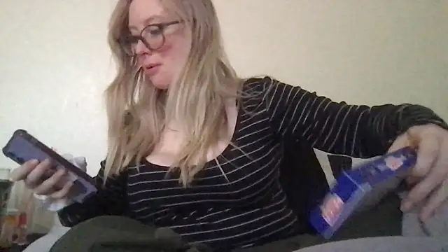 Snapshot of sabibaby125 chatting on December 2024 04:25:01 PM sabibaby125 online show from December 2024 04:25:01 PM