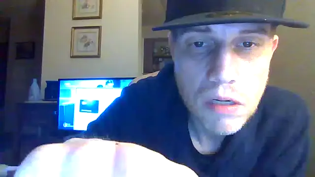 kollzCloudzz online show from April 2026 10:52:01 AM