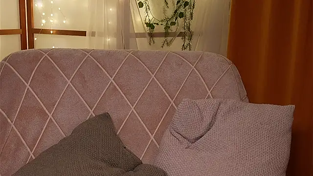 Snapshot of Devilina_V chatting on January 2025 08:31:02 PM Devilina V online show from January 2025 08:31:02 PM