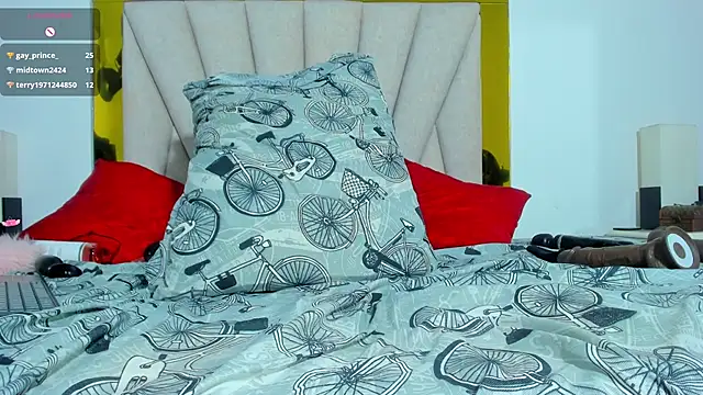 Snapshot of vahiolet_fuentes chatting on January 2025 09:15:01 AM vahiolet fuentes online show from January 2025 09:15:01 AM