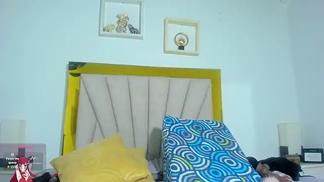 Snapshot of vahiolet_fuentes chatting on January 2025 03:26:02 AM vahiolet fuentes online show from January 2025 03:26:02 AM