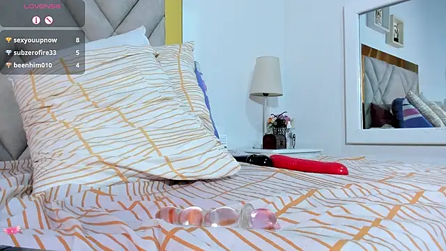 Snapshot of vahiolet_fuentes chatting on February 2025 10:10:02 PM vahiolet fuentes online show from February 2025 10:10:02 PM