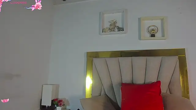 Snapshot of vahiolet_fuentes chatting on September 2025 03:06:02 AM vahiolet fuentes online show from September 2025 03:06:02 AM