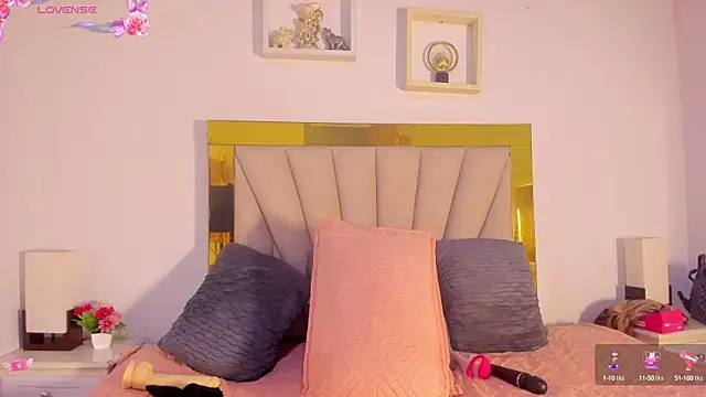 Snapshot of vahiolet_fuentes chatting on September 2025 03:16:02 AM vahiolet fuentes online show from September 2025 03:16:02 AM