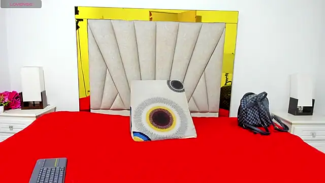 Snapshot of vahiolet_fuentes chatting on November 2025 03:07:01 AM vahiolet fuentes online show from November 2025 03:07:01 AM