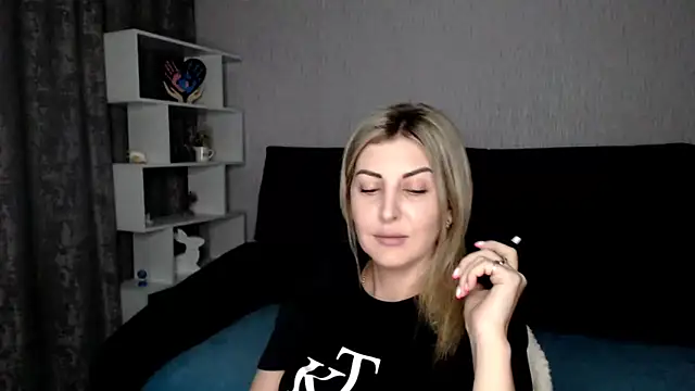 Snapshot of Amelia_Harper chatting on December 2024 03:12:01 PM Amelia Harper online show from December 2024 03:12:01 PM