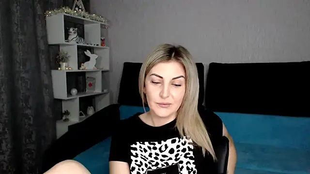 Snapshot of Amelia_Harper chatting on January 2025 02:42:02 PM Amelia Harper online show from January 2025 02:42:02 PM