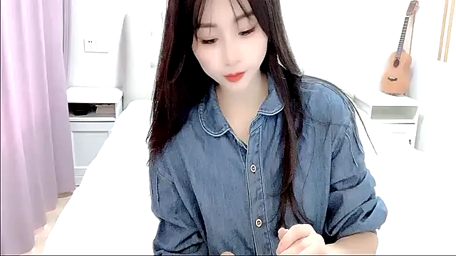 aisha123123 online show from October 2025 02:36:02 AM