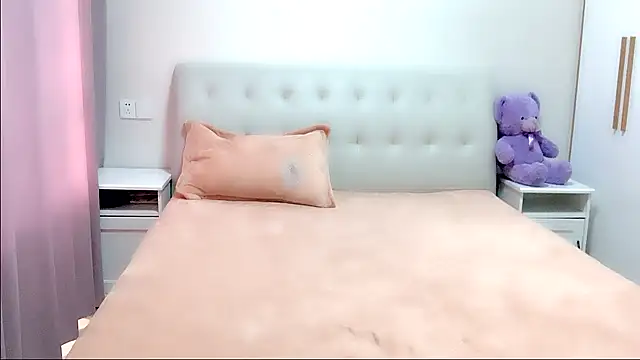 Snapshot of aisha123123 chatting on December 2025 02:20:01 AM aisha123123 online show from December 2025 02:20:01 AM