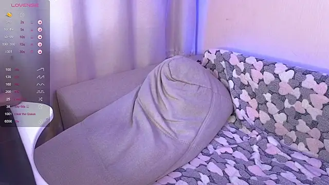 Snapshot of EkaterinaUpple chatting on December 2024 07:39:01 AM EkaterinaUpple online show from December 2024 07:39:01 AM