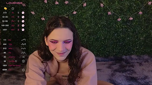 EkaterinaUpple online show from April 2026 05:06:01 PM