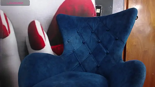 Snapshot of karenlennox1 chatting on February 2025 06:23:01 AM karenlennox1 online show from February 2025 06:23:01 AM