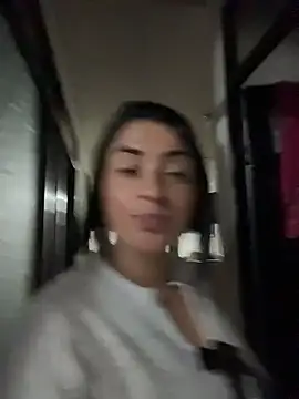 karenlennox1 online show from April 2026 12:27:01 AM