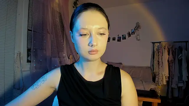 Jenny darling love online show from September 2025 06:09:02 PM