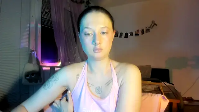 Jenny darling love online show from April 2026 06:08:02 PM