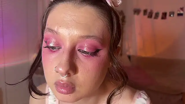 Jenny darling love online show from July 2026 07:07:02 PM