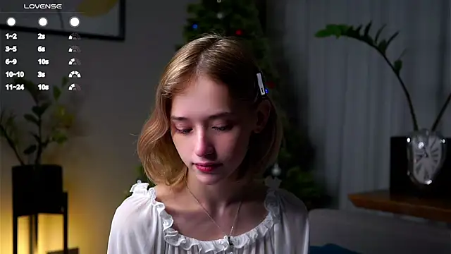 Snapshot of EdlinHargus chatting on January 2025 02:11:02 AM EdlinHargus online show from January 2025 02:11:02 AM