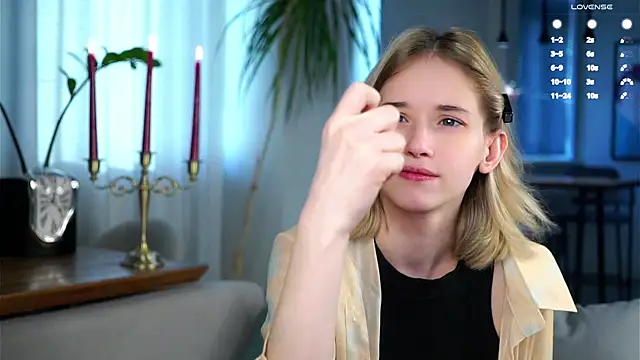 Snapshot of EdlinHargus chatting on February 2025 04:47:01 AM EdlinHargus online show from February 2025 04:47:01 AM