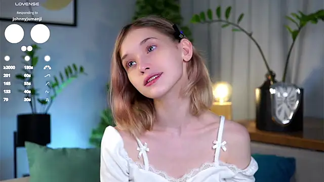 Snapshot of EdlinHargus chatting on February 2025 01:40:02 AM EdlinHargus online show from February 2025 01:40:02 AM